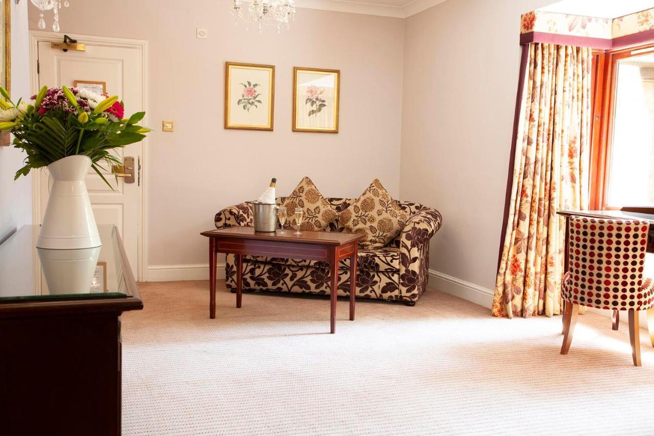 Clarion Hotel Charlecote Pheasant Wellesbourne Exterior photo