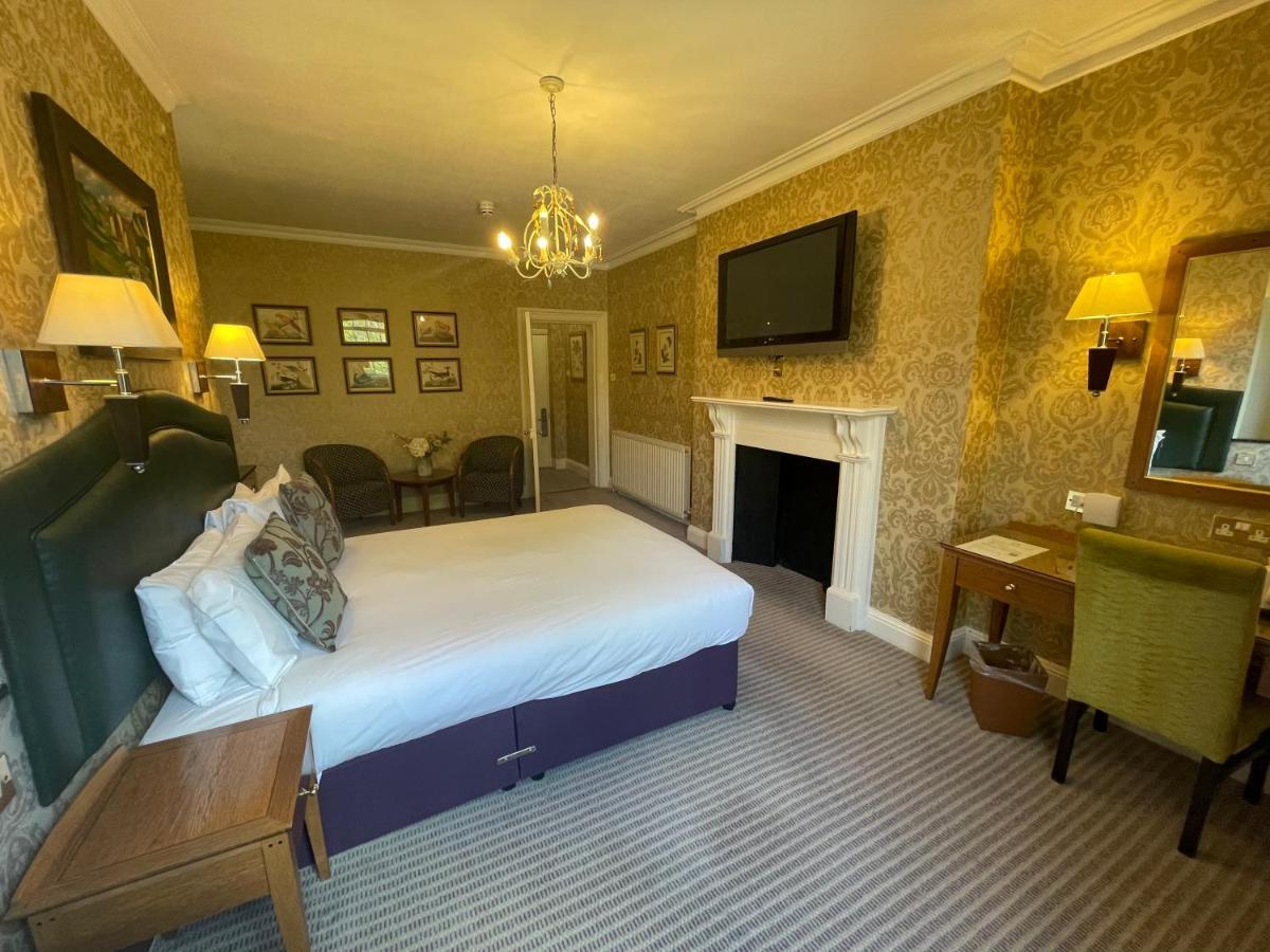 Clarion Hotel Charlecote Pheasant Wellesbourne Exterior photo