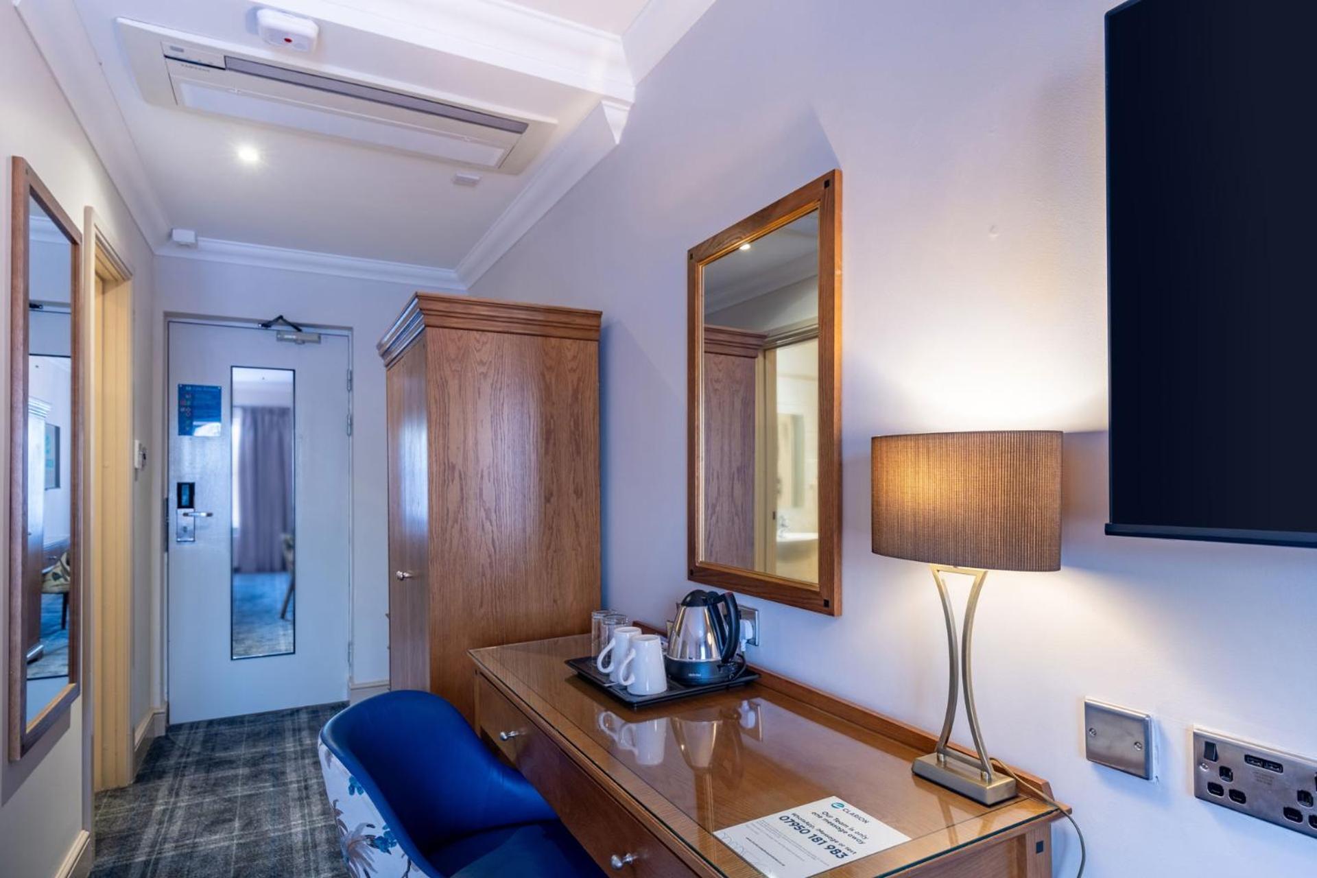 Clarion Hotel Charlecote Pheasant Wellesbourne Exterior photo